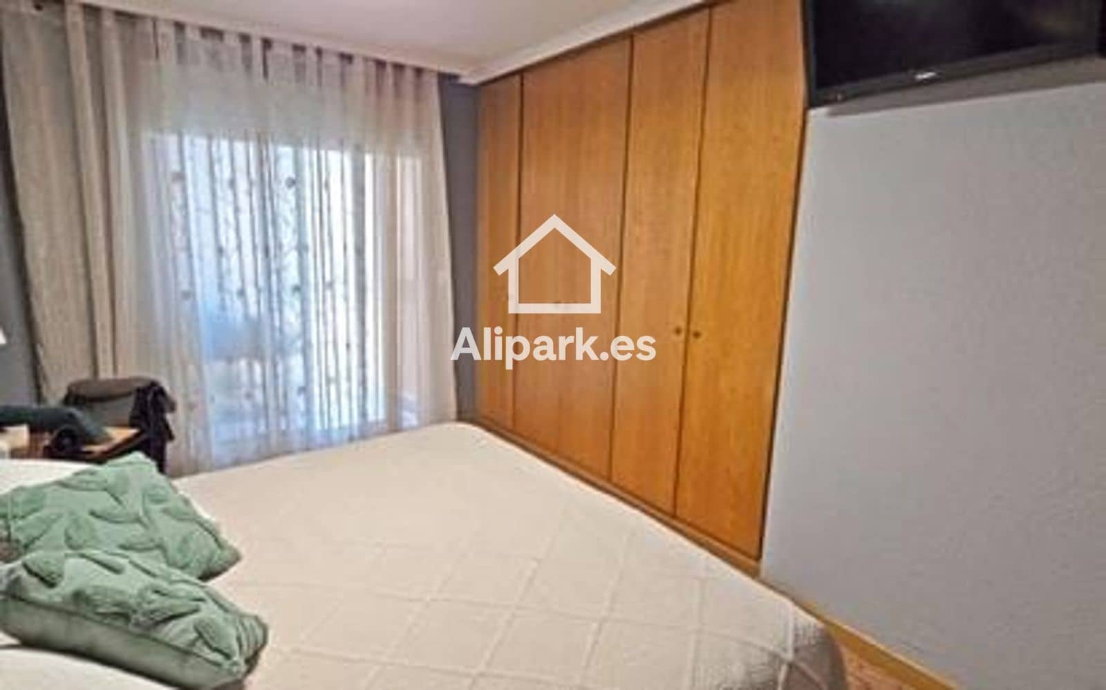 Piso de 3 habitaciones en Alicante / Alacant ciudad en venta con piscina - 330.000 € (Ref: 9453327)