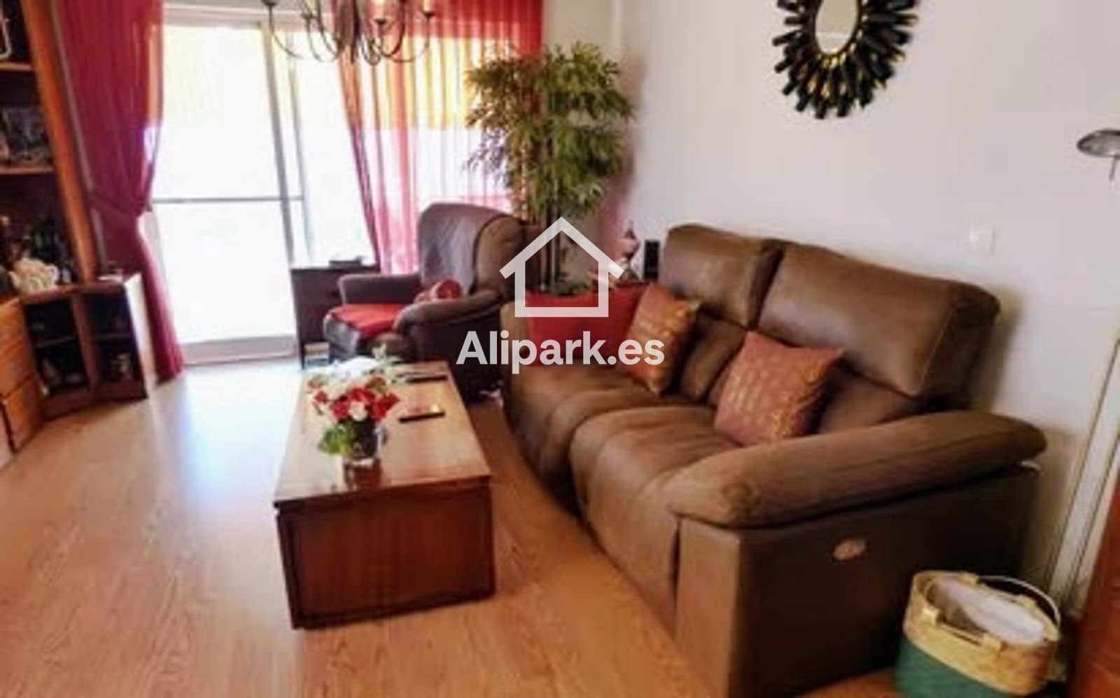 Piso de 3 habitaciones en Alicante / Alacant ciudad en venta con piscina - 330.000 € (Ref: 9453327)