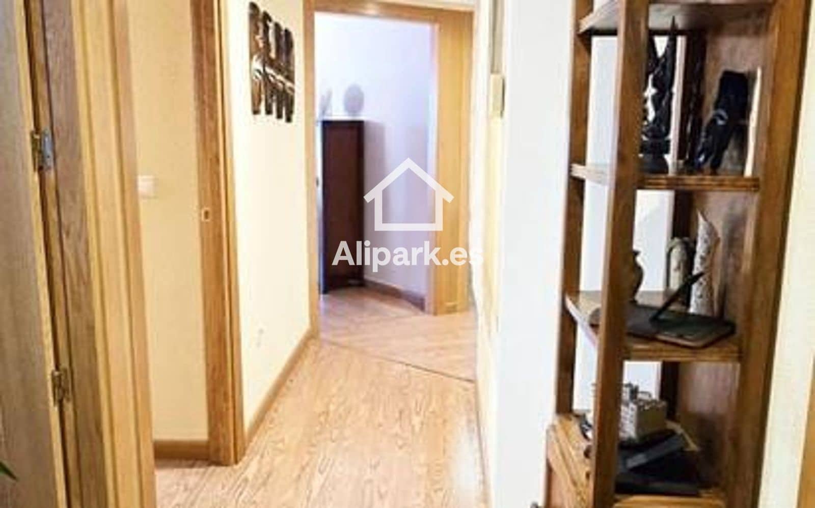 Piso de 3 habitaciones en Alicante / Alacant ciudad en venta con piscina - 330.000 € (Ref: 9453327)