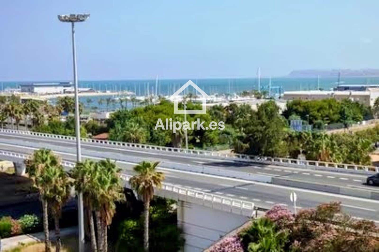 Piso de 3 habitaciones en Alicante / Alacant ciudad en venta con piscina - 330.000 € (Ref: 9453327)