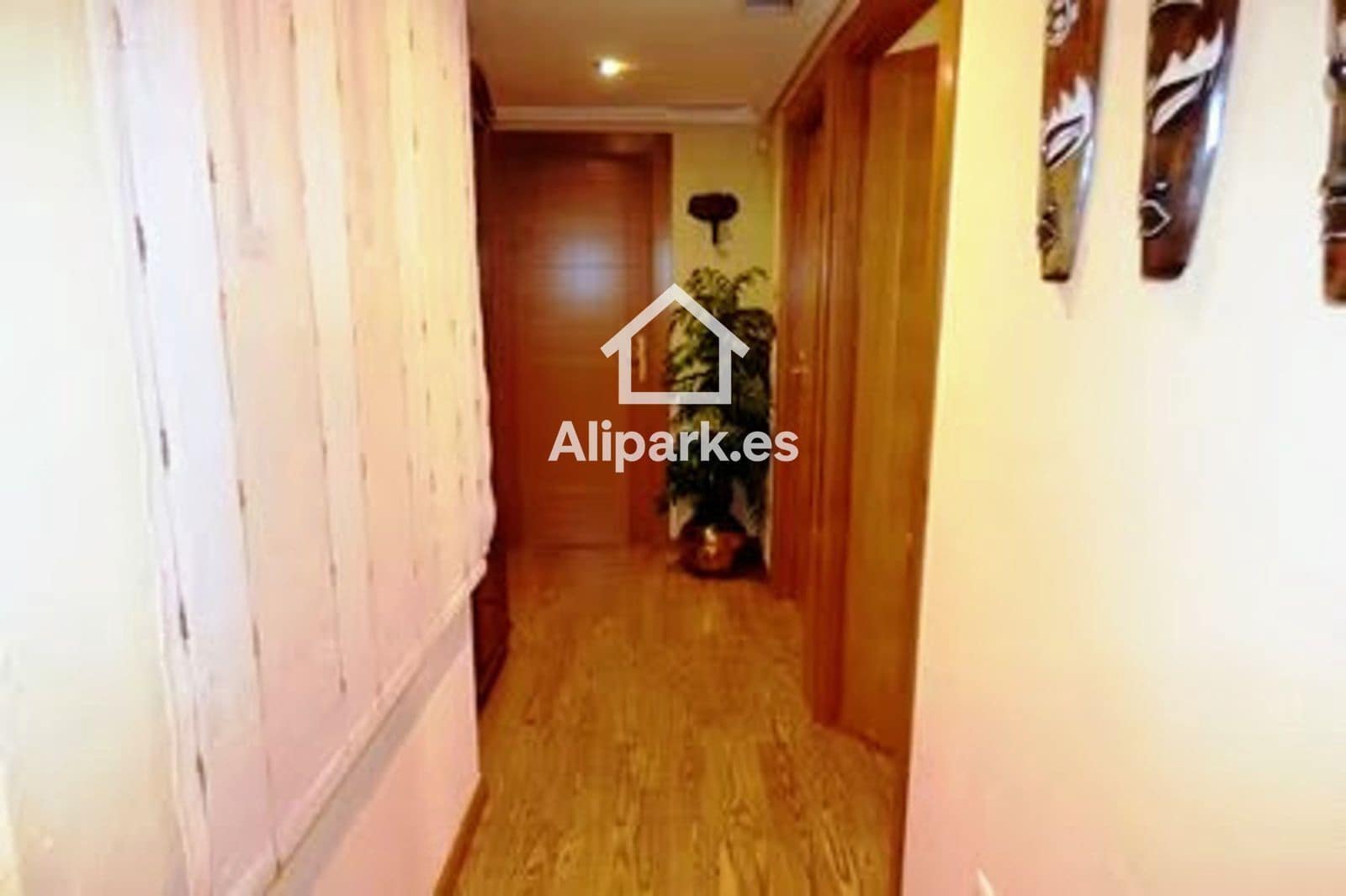 Piso de 3 habitaciones en Alicante / Alacant ciudad en venta con piscina - 330.000 € (Ref: 9453327)