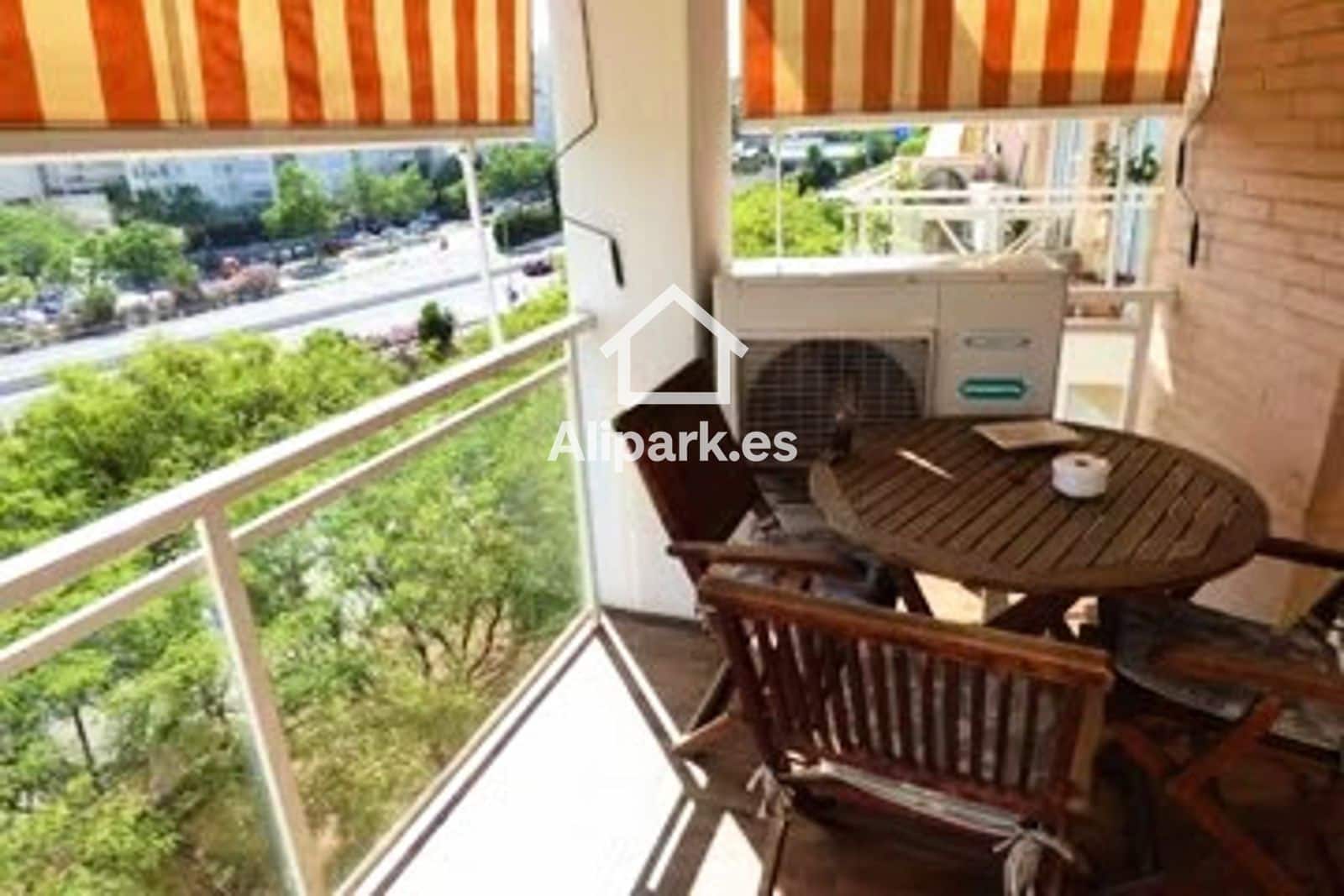 Piso de 3 habitaciones en Alicante / Alacant ciudad en venta con piscina - 330.000 € (Ref: 9453327)