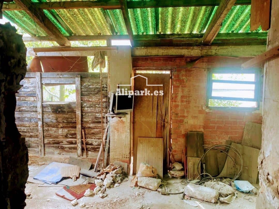 Omakotitalo myytävänä paikassa Alicante kaupunki - 185 000 € (Ref: 9453329)