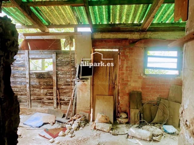 Omakotitalo myytävänä paikassa Florida Baja, Alicante kaupunki - 185 000 € (Ref: 9453329)