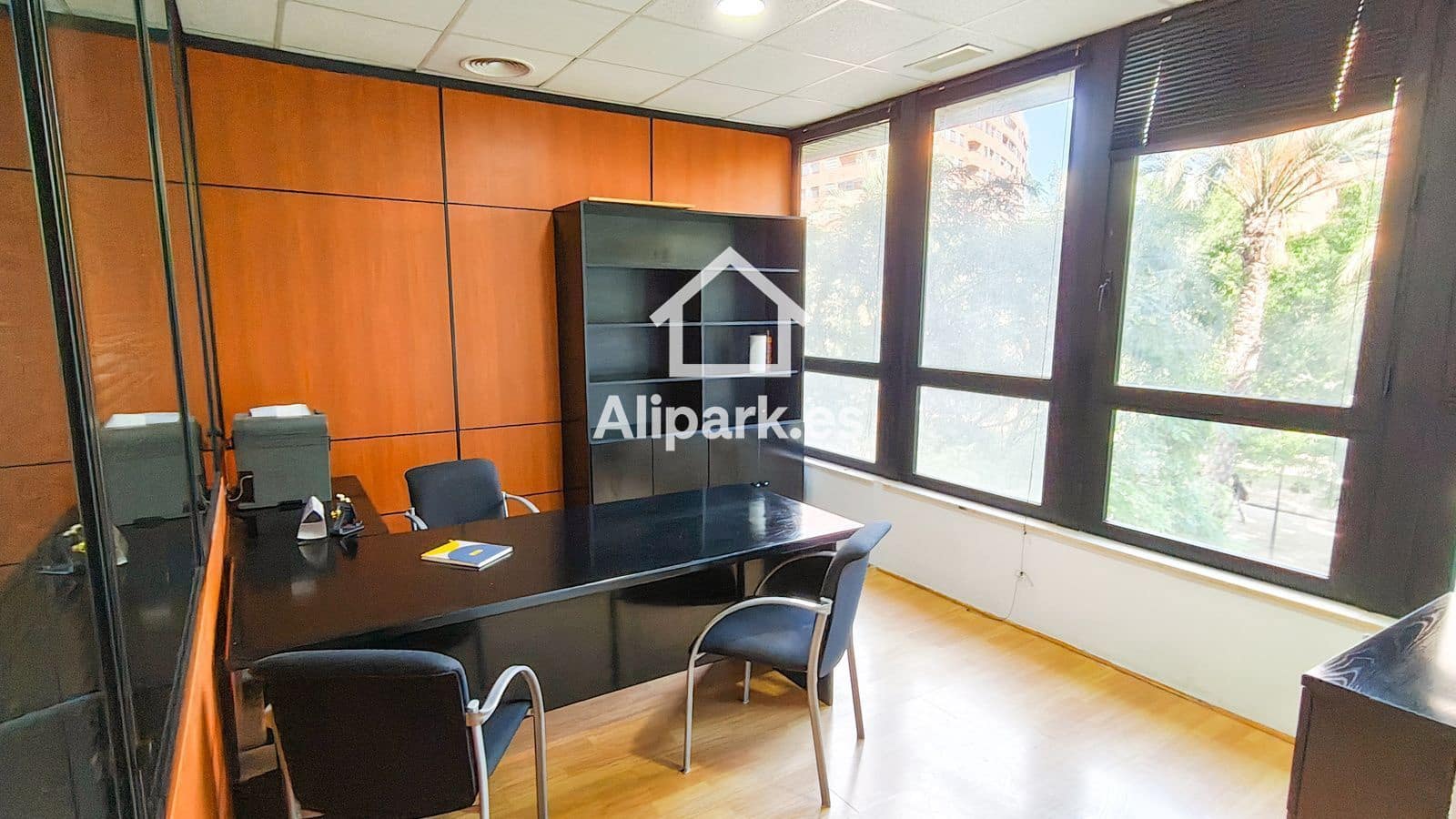 Office for rent in Alicante / Alacant city with garage - € 1,000 (Ref: 9453331)