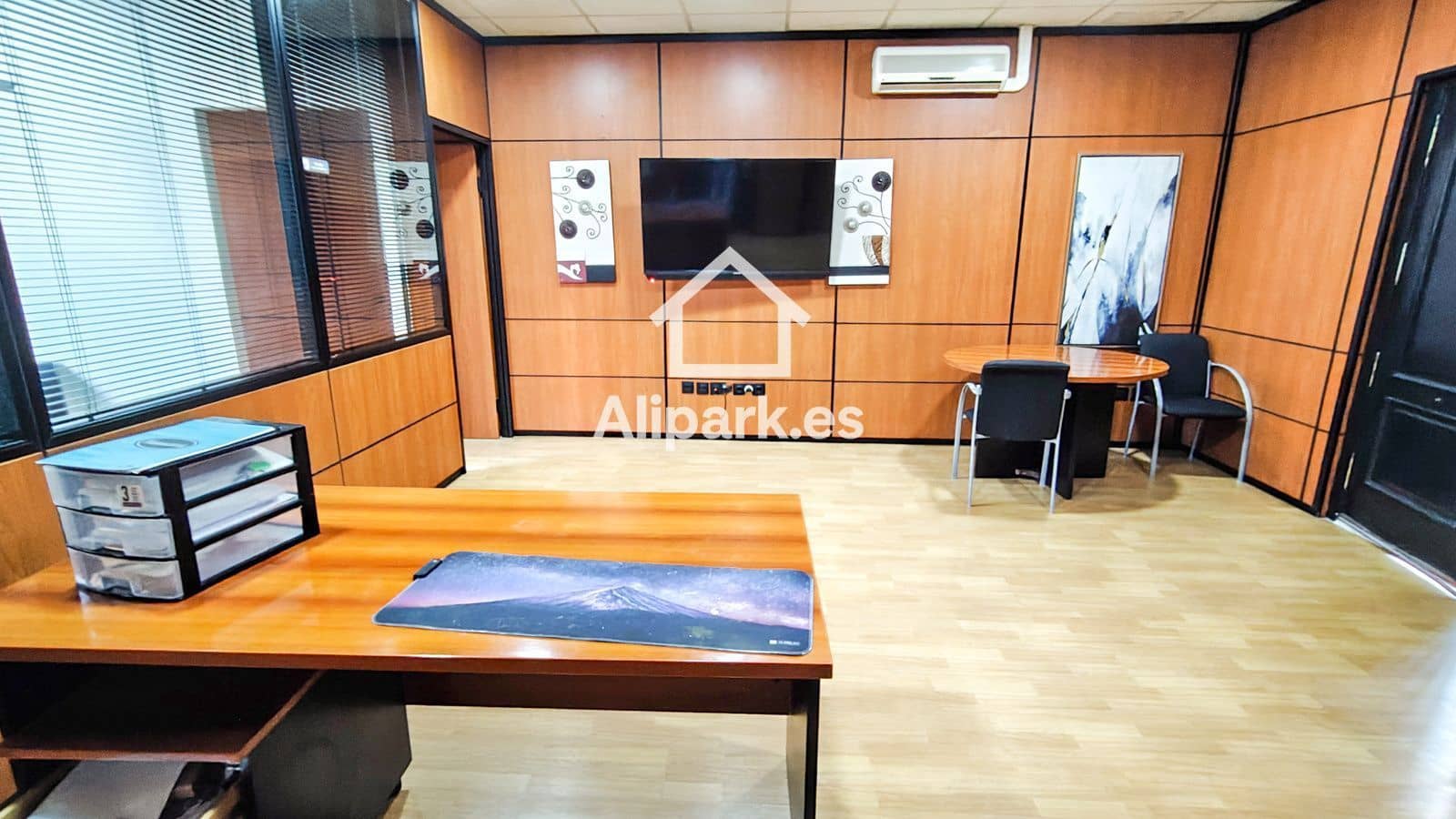 Office for rent in Alicante / Alacant city with garage - € 1,000 (Ref: 9453331)