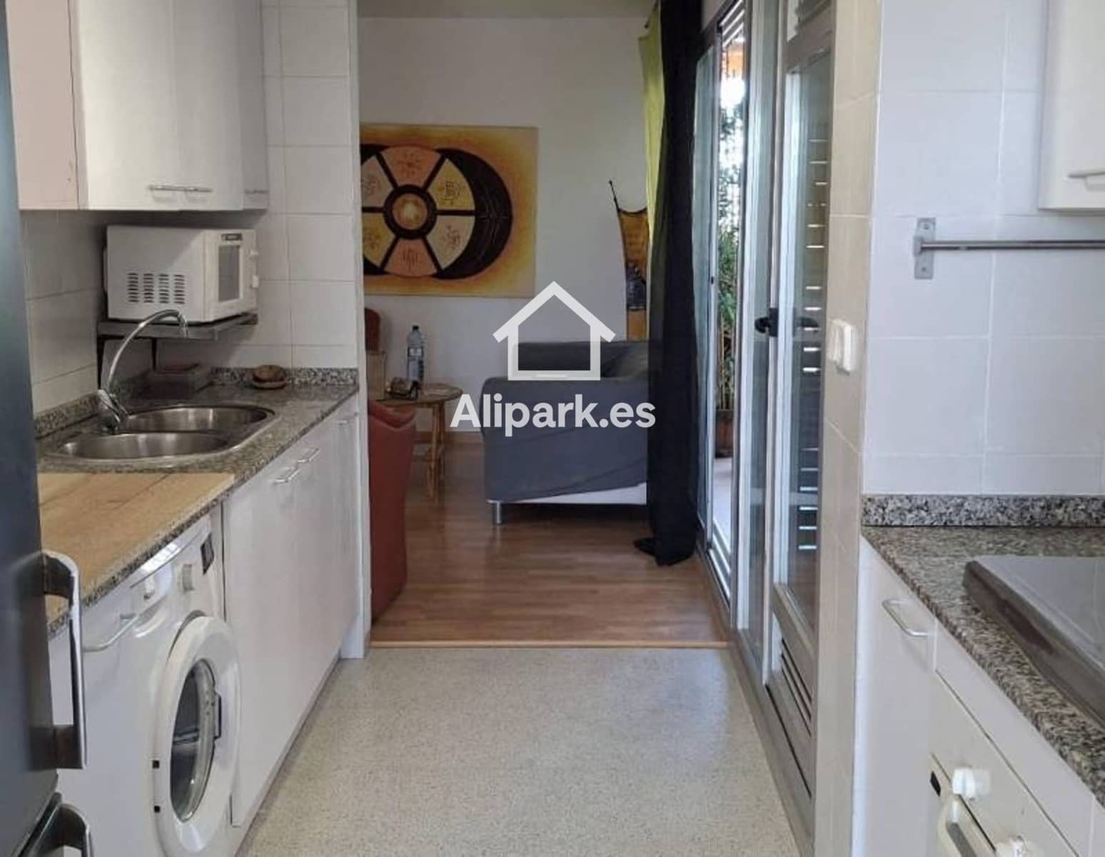 Piso de 3 habitaciones en Alicante / Alacant ciudad en alquiler - 1.200 € (Ref: 9453334)