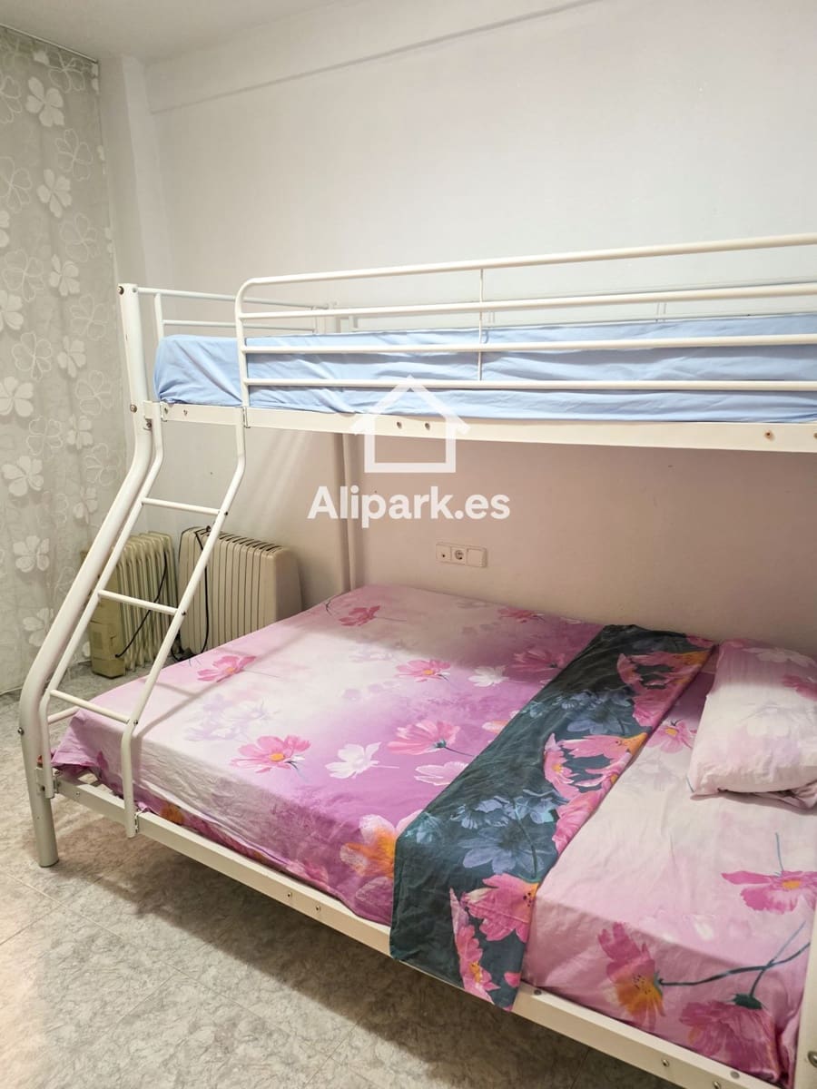 3 chambre Appartement à vendre à Alicante ville - 190 000 € (Ref: 9453335)