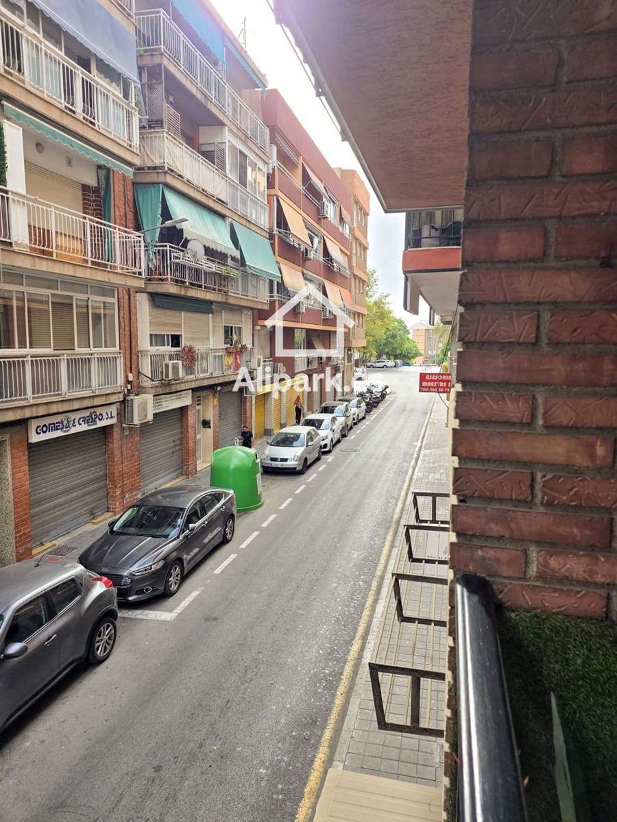 3 chambre Appartement à vendre à Alicante ville - 190 000 € (Ref: 9453335)