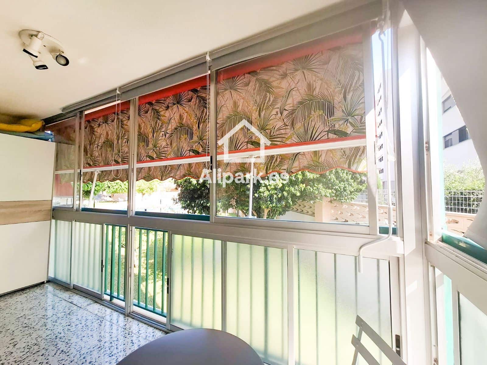 1 bedroom Flat for sale in Alicante / Alacant city with pool - € 220,000 (Ref: 9453337)