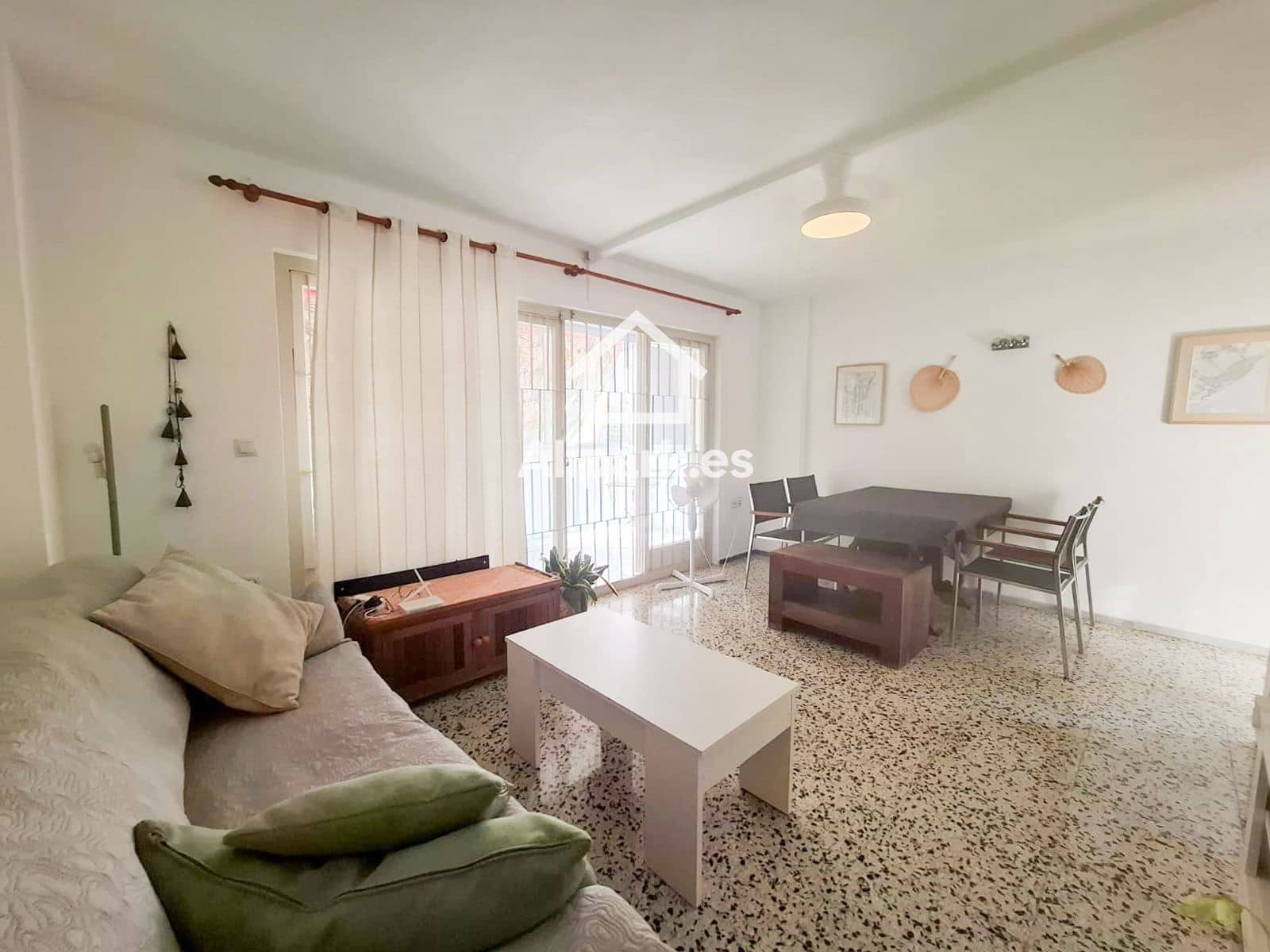 1 bedroom Flat for sale in Alicante / Alacant city with pool - € 220,000 (Ref: 9453337)