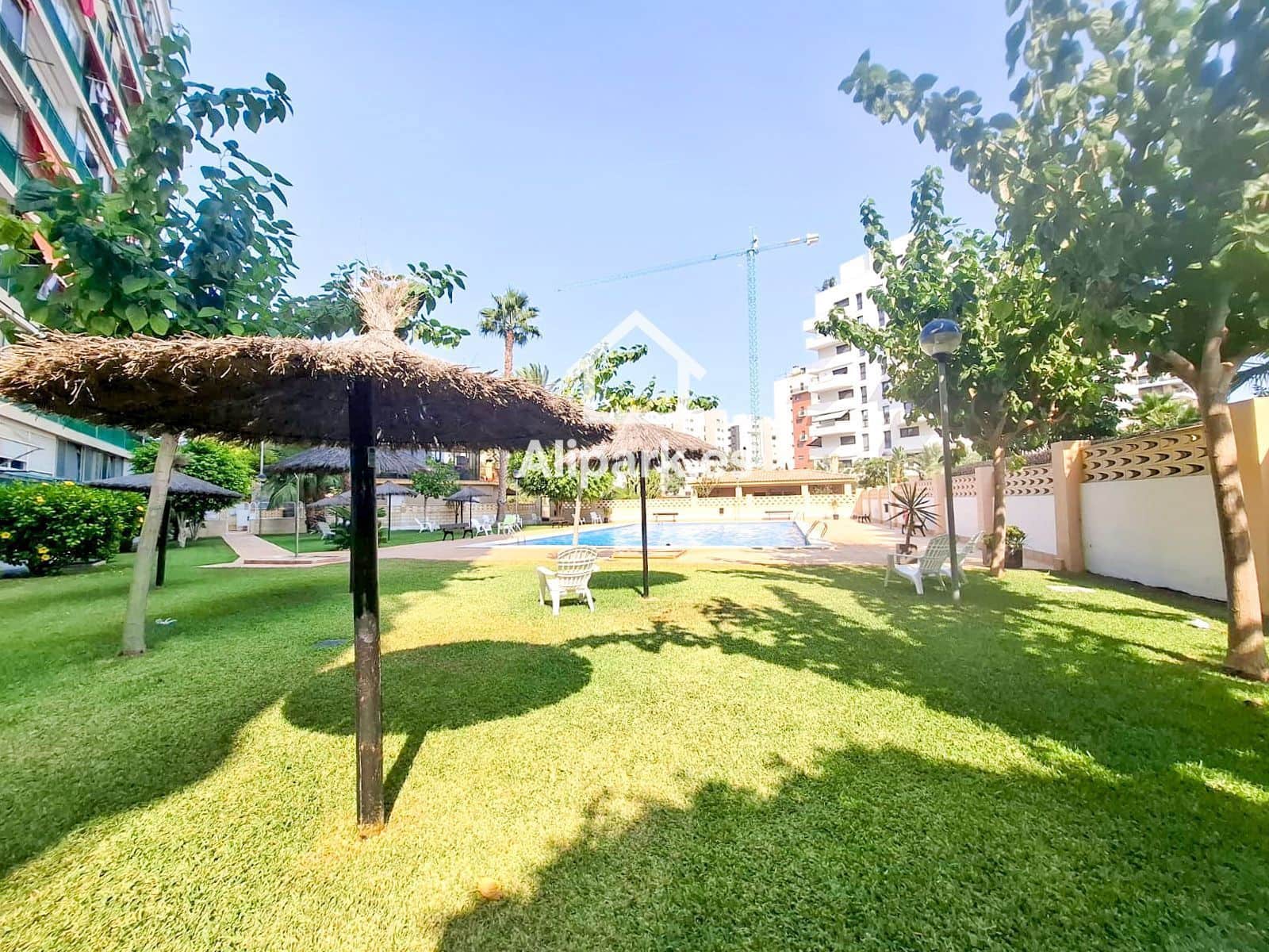 1 bedroom Flat for sale in Alicante / Alacant city with pool - € 220,000 (Ref: 9453337)