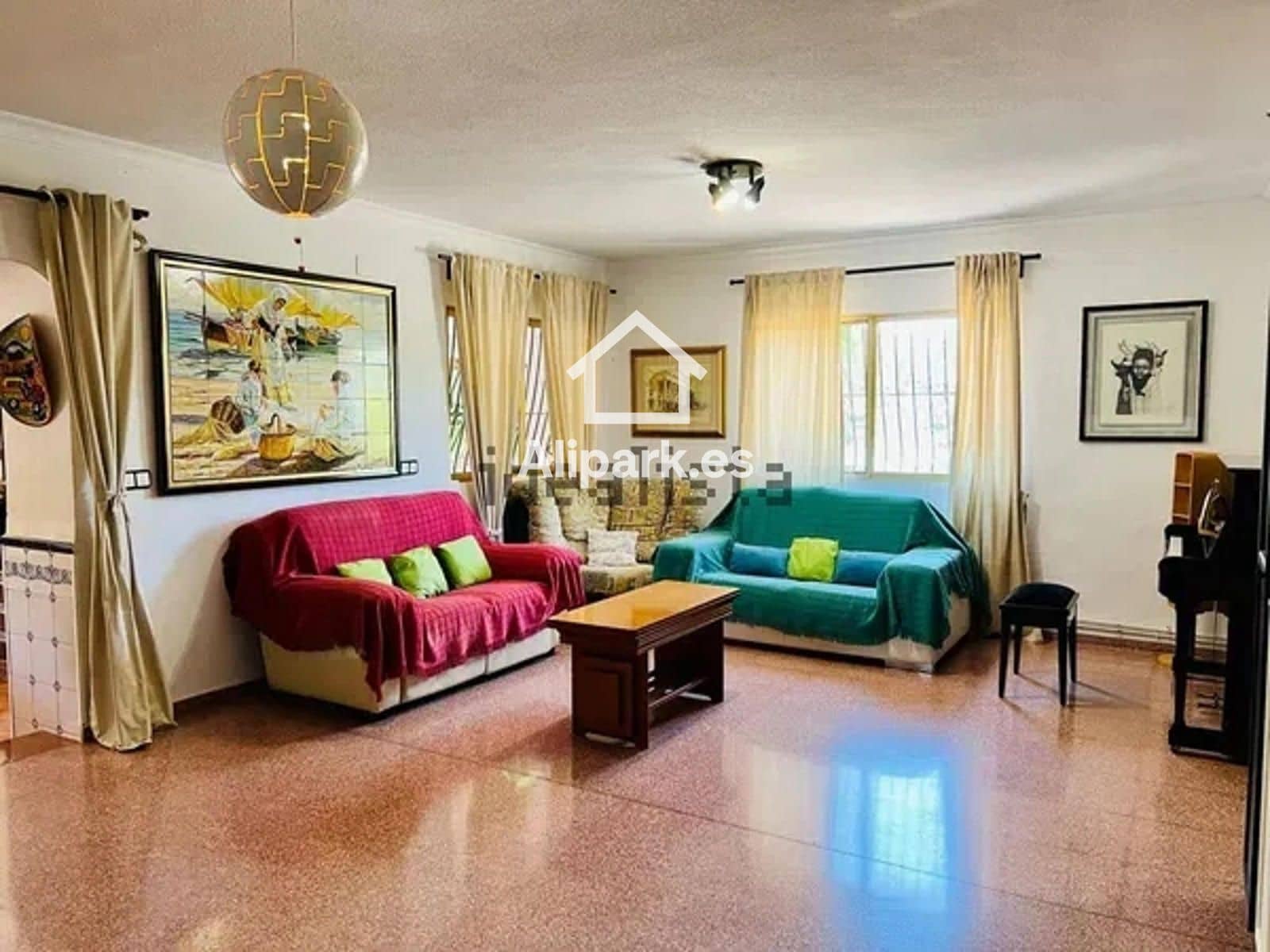 Chalet de 6 habitaciones en Alicante / Alacant ciudad en venta con piscina garaje - 485.000 € (Ref: 9453338)