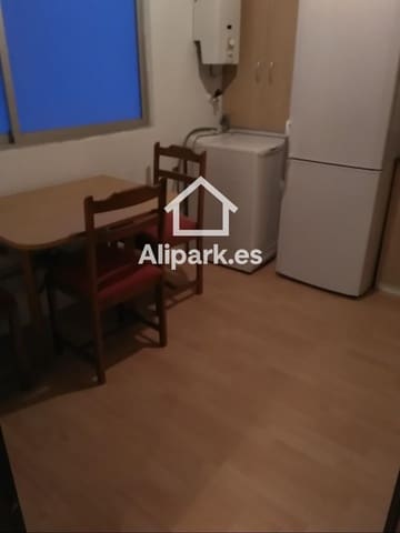 3 bedroom Flat for sale in Florida Alta, Alicante / Alacant city - € 139,000 (Ref: 9453341)