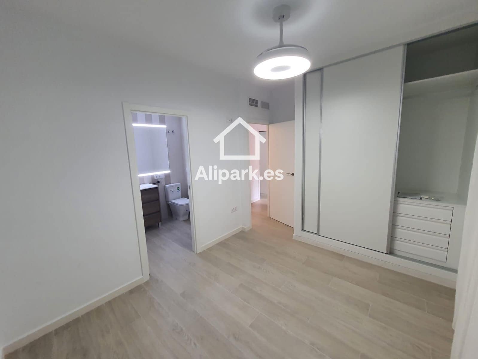 Villa in vendita in Tibi - 290.000 € (Rif: 9453345)