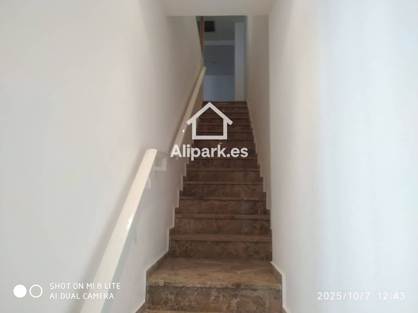 Erhverv til salg i Elche / Elx - € 85.000 (Ref: 9453346)