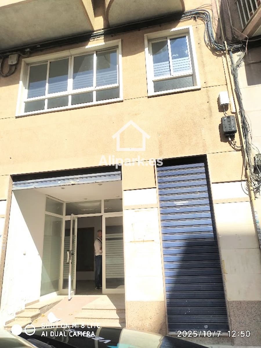 Erhverv til salg i Elche / Elx - € 85.000 (Ref: 9453346)