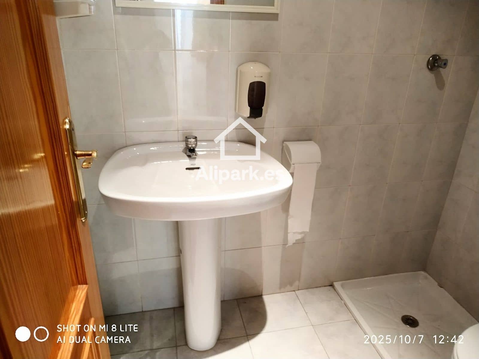 Erhverv til salg i Elche / Elx - € 85.000 (Ref: 9453346)