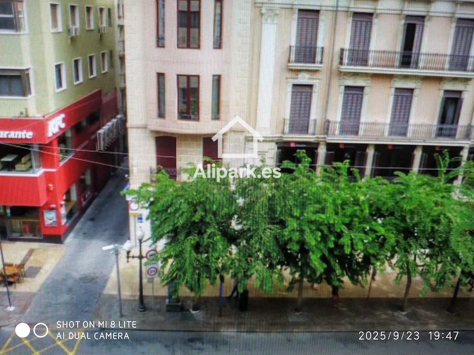 4 bedroom Flat for sale in Alicante / Alacant city - € 565,000 (Ref: 9453347)