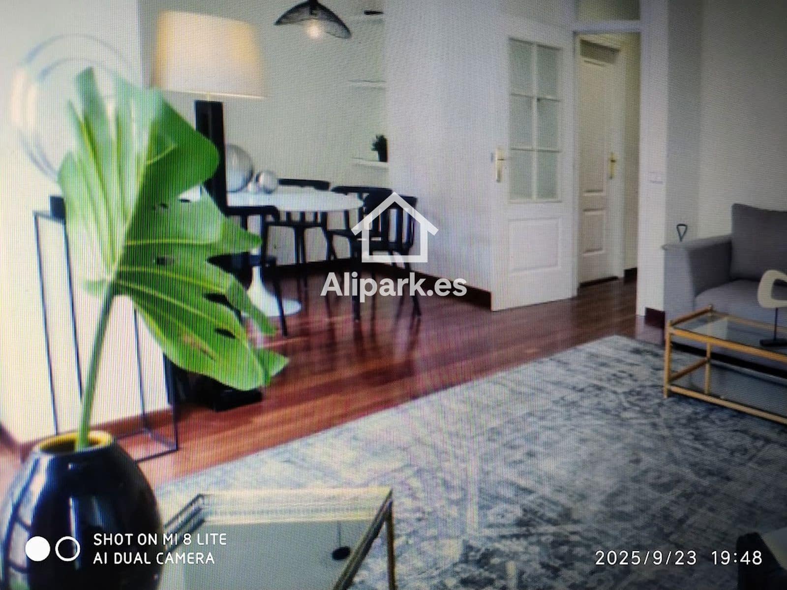 4 bedroom Flat for sale in Alicante / Alacant city - € 565,000 (Ref: 9453347)