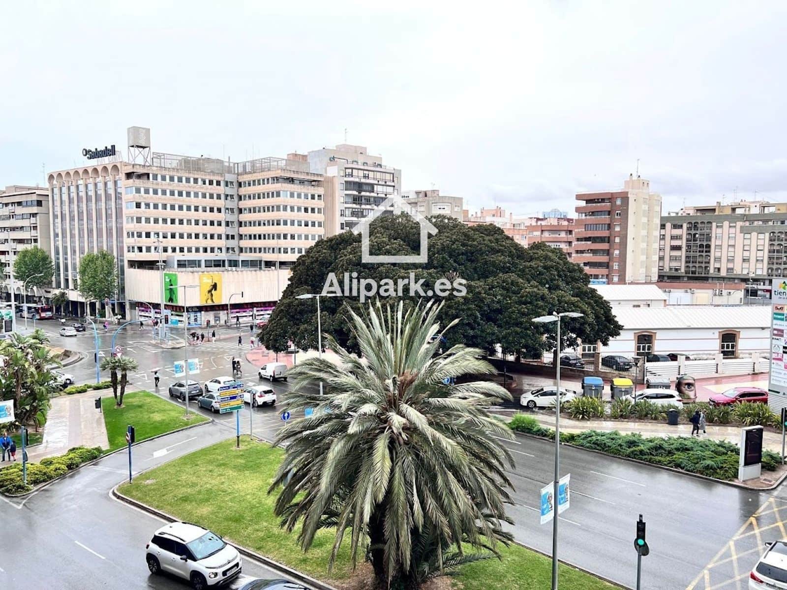 2 bedroom Flat for sale in Alicante / Alacant city - € 320,000 (Ref: 9453348)