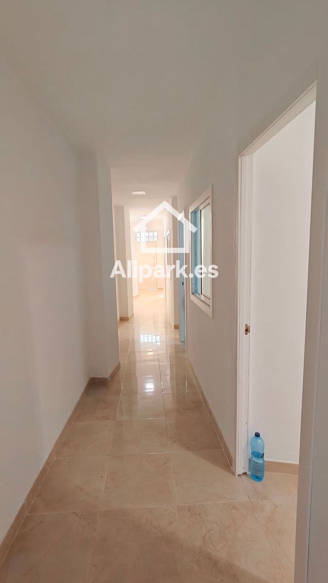 Local Comercial en Alicante / Alacant ciudad en venta - 145.000 € (Ref: 9453349)