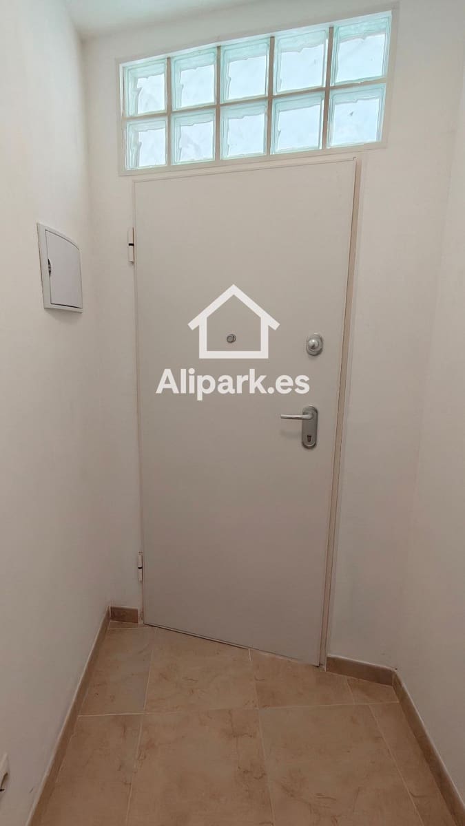 Local Comercial en Alicante / Alacant ciudad en venta - 145.000 € (Ref: 9453349)