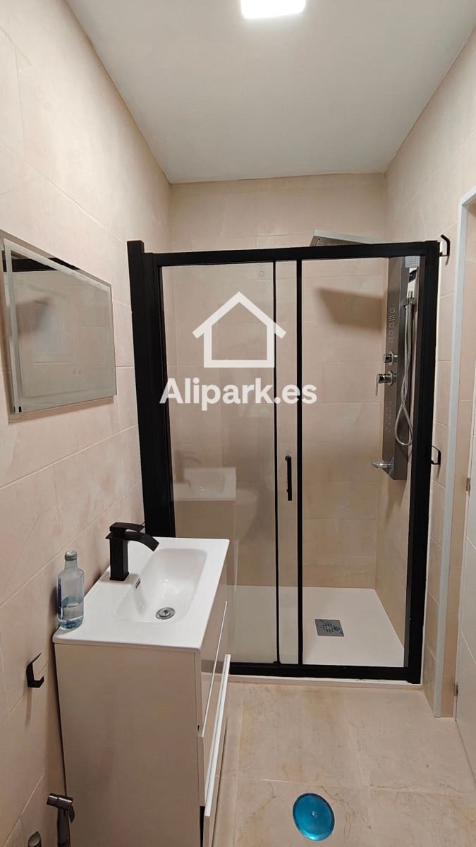 Local Comercial en Alicante / Alacant ciudad en venta - 145.000 € (Ref: 9453349)