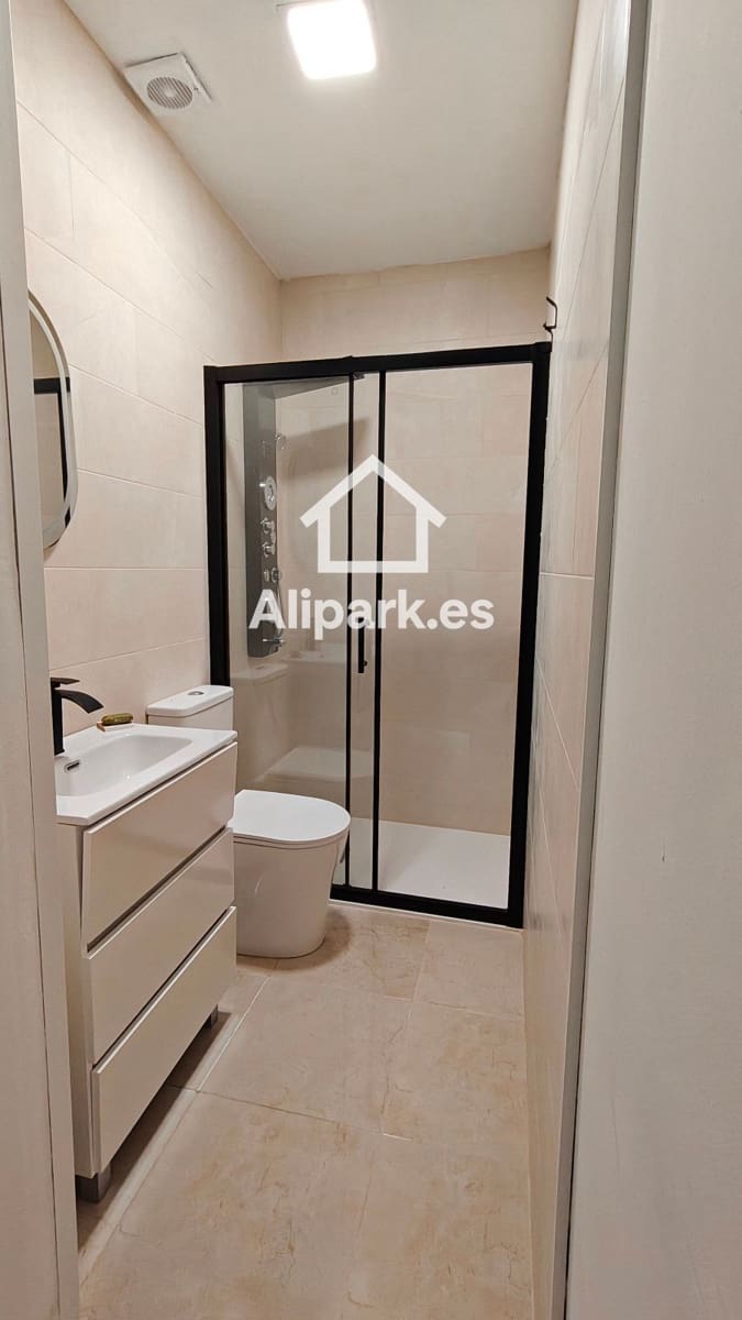 Local Comercial en Alicante / Alacant ciudad en venta - 145.000 € (Ref: 9453349)