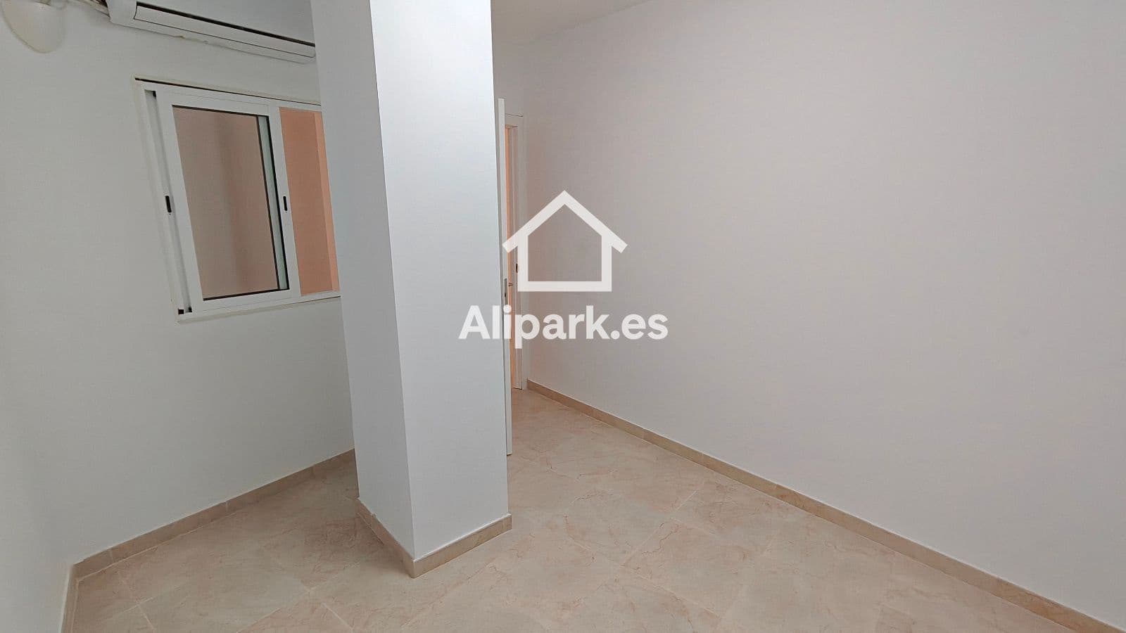 Local Comercial en Alicante / Alacant ciudad en venta - 145.000 € (Ref: 9453349)