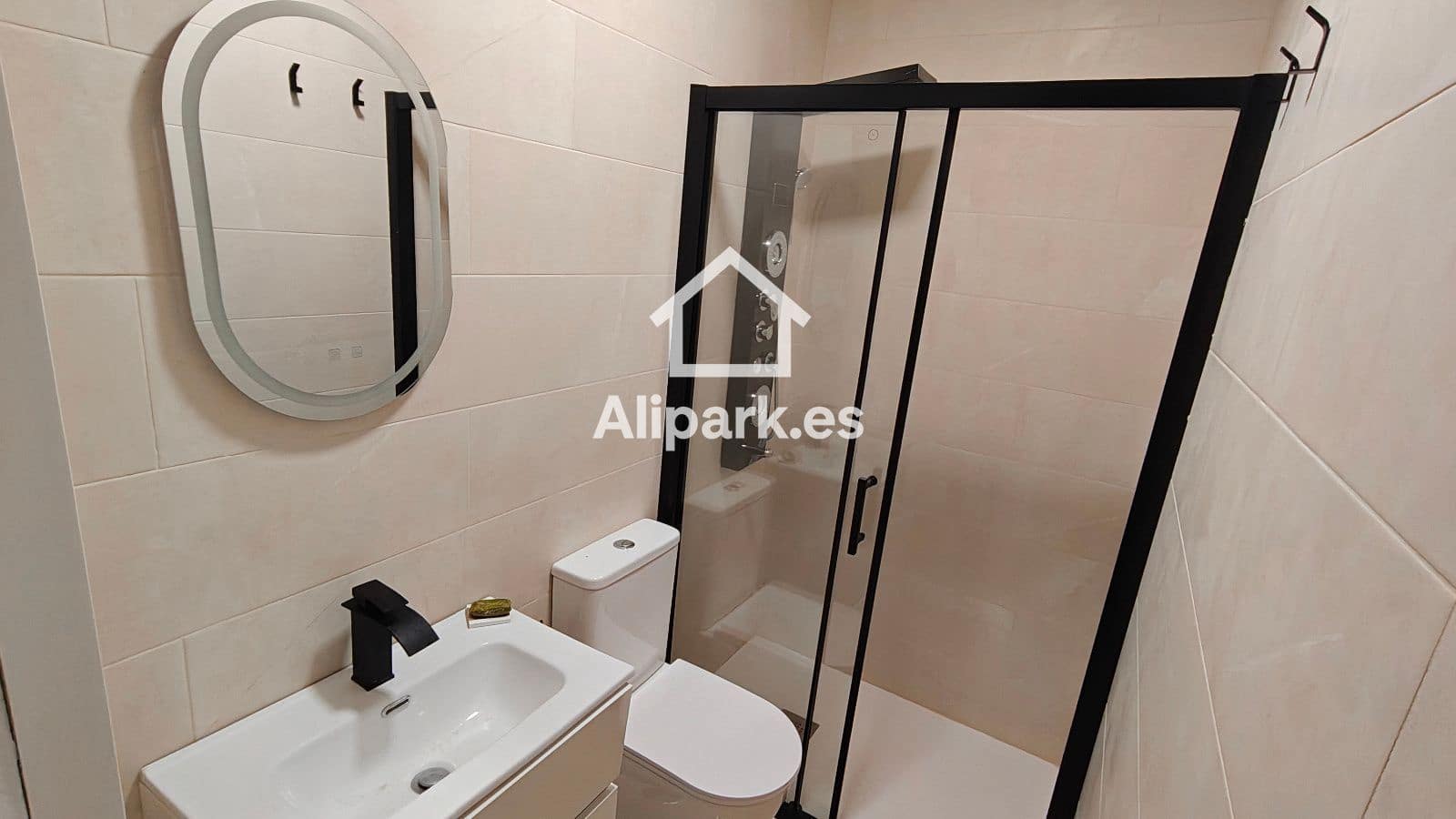 Local Comercial en Alicante / Alacant ciudad en venta - 145.000 € (Ref: 9453349)