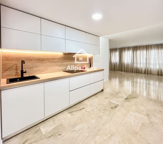 Piso de 2 habitaciones en Carolinas Altas, Alicante / Alacant ciudad en venta - 234.900 € (Ref: 9453351)