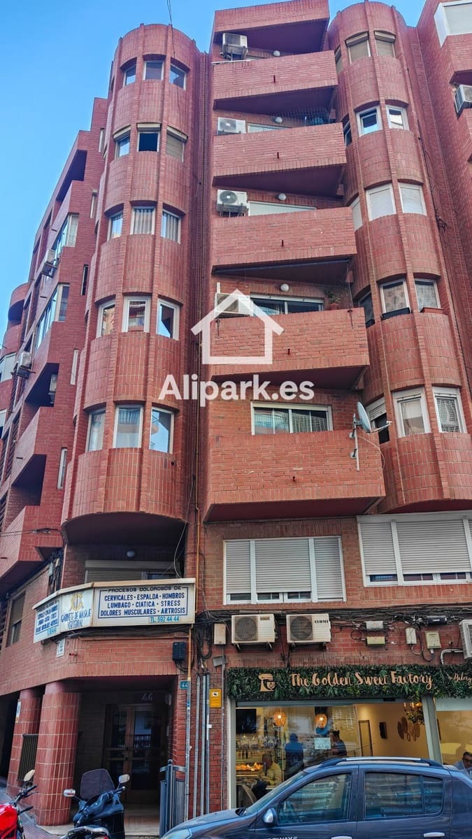 2 slaapkamer Flat te koop in Alicante stad - € 190.000 (Ref: 9453353)