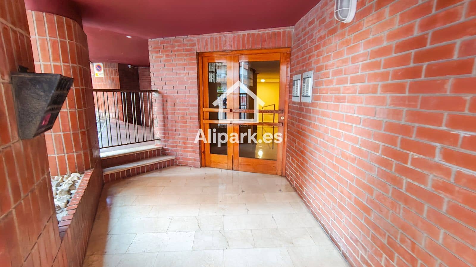 2 slaapkamer Flat te koop in Alicante stad - € 190.000 (Ref: 9453353)