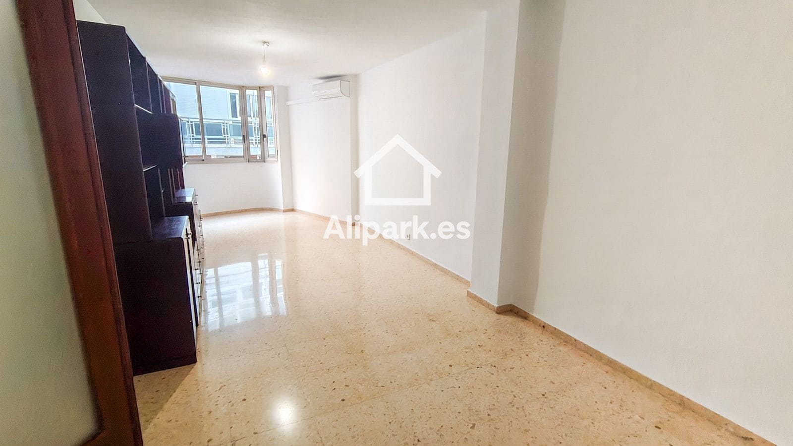 2 slaapkamer Flat te koop in Alicante stad - € 190.000 (Ref: 9453353)