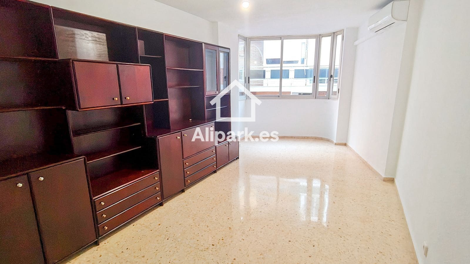 2 slaapkamer Flat te koop in Alicante stad - € 190.000 (Ref: 9453353)