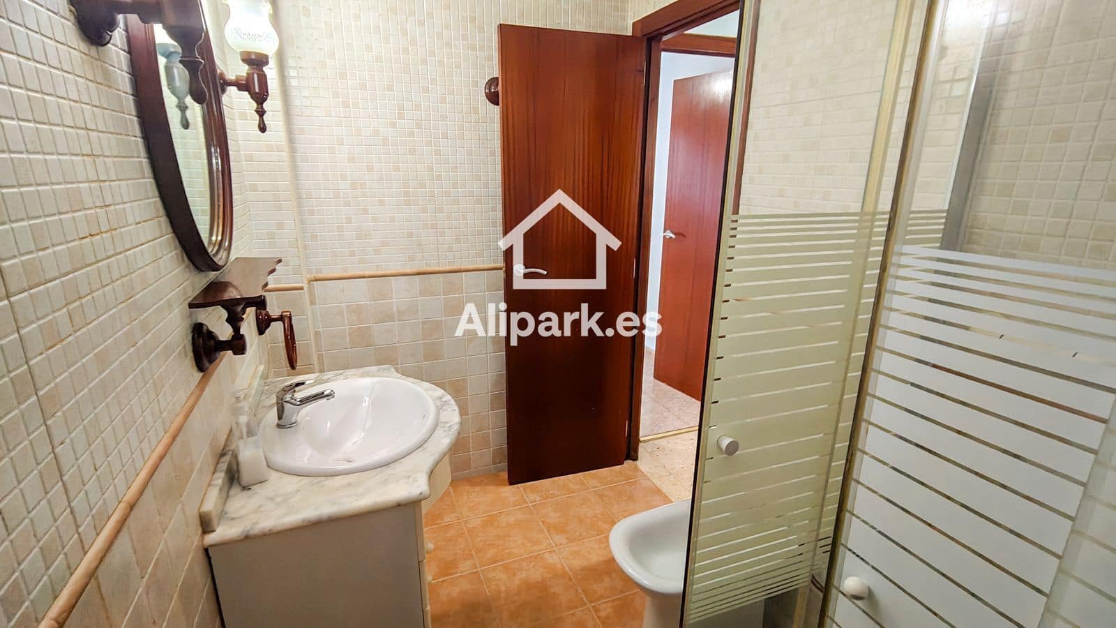 2 slaapkamer Flat te koop in Alicante stad - € 190.000 (Ref: 9453353)