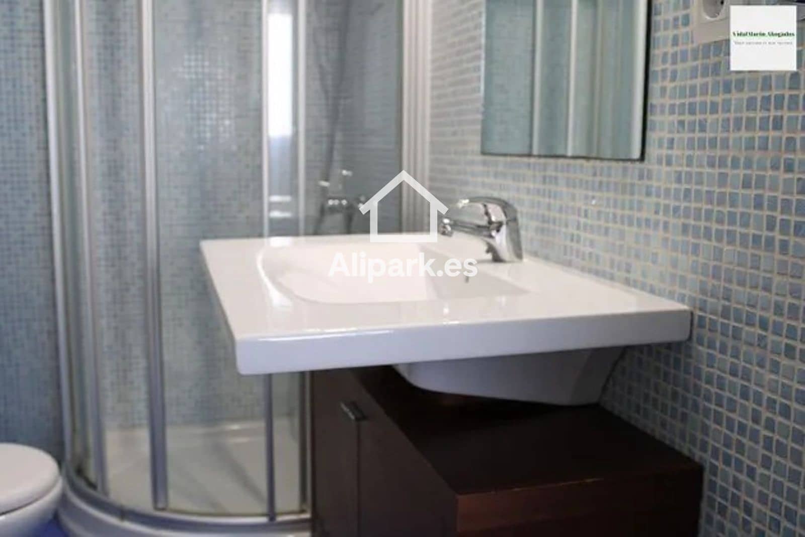 Ático de 2 habitaciones en Alicante / Alacant ciudad en alquiler con garaje - 1.250 € (Ref: 9453354)