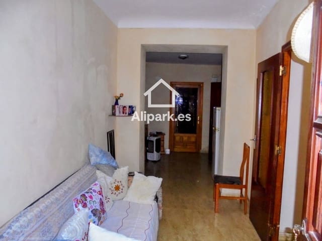 5 chambre Maison de Ville à vendre à Catral avec garage - 112 000 € (Ref: 9453355)