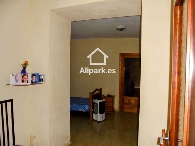 5 chambre Maison de Ville à vendre à Catral avec garage - 112 000 € (Ref: 9453355)