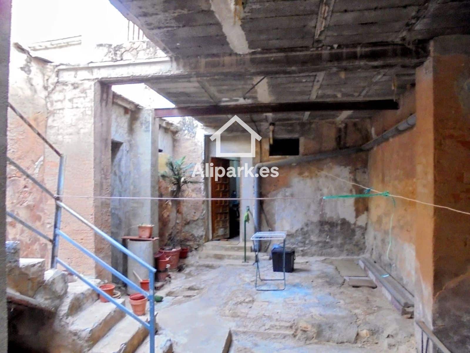 5 chambre Maison de Ville à vendre à Catral avec garage - 112 000 € (Ref: 9453355)