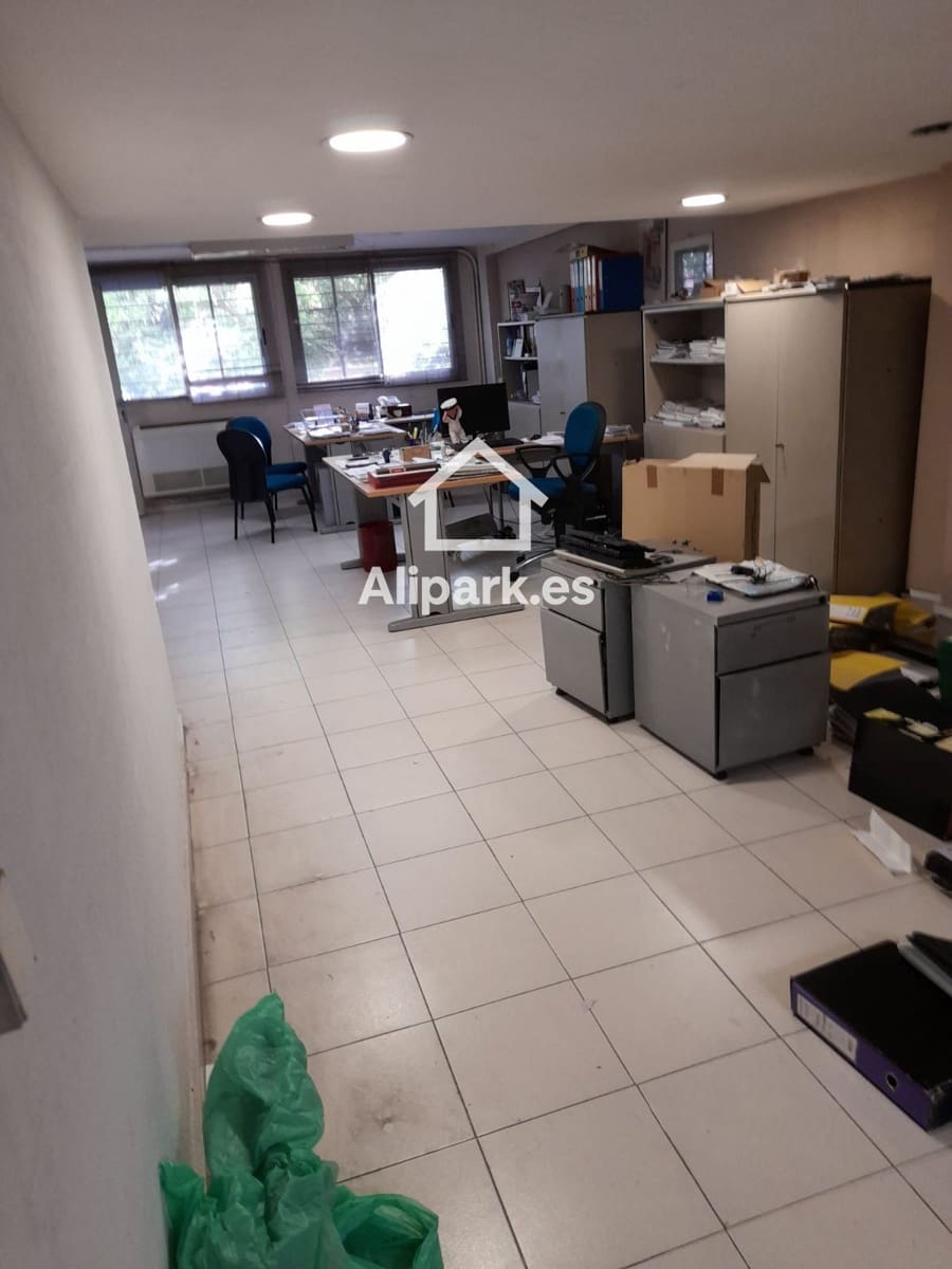 Erhverv til salg i Alicante by - € 169.000 (Ref: 9453356)