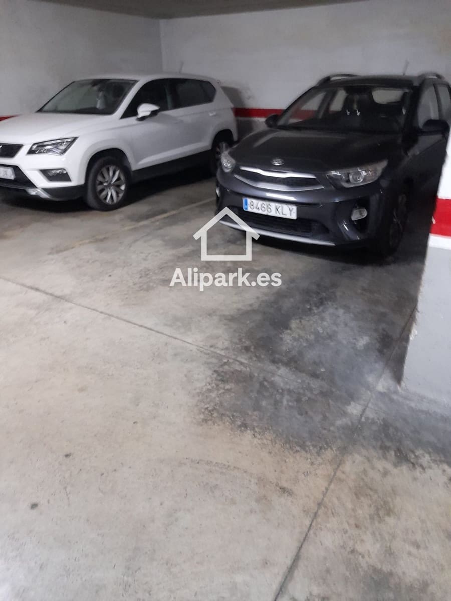 Erhverv til salg i Alicante by - € 169.000 (Ref: 9453356)