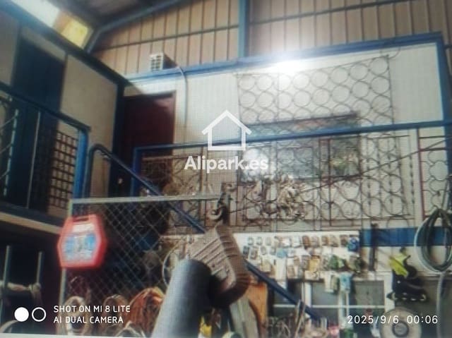 Erhverv til salg i San Vicente / Sant Vicent del Raspeig - € 690.000 (Ref: 9453357)