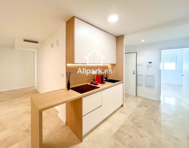 Ático de 2 habitaciones en Carolinas Altas, Alicante / Alacant ciudad en venta - 289.900 € (Ref: 9453358)