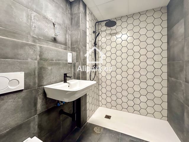 Ático de 2 habitaciones en Carolinas Altas, Alicante / Alacant ciudad en venta - 289.900 € (Ref: 9453358)