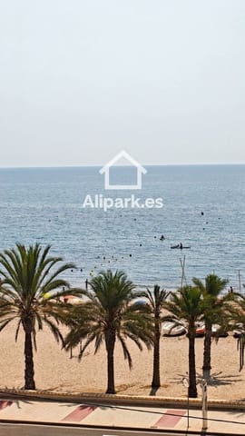Piso de 2 habitaciones en Playa de Muchavista, El Campello en venta con garaje - 270.000 € (Ref: 9453360)