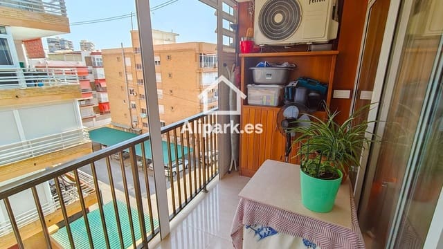 Piso de 2 habitaciones en Playa de Muchavista, El Campello en venta con garaje - 270.000 € (Ref: 9453360)