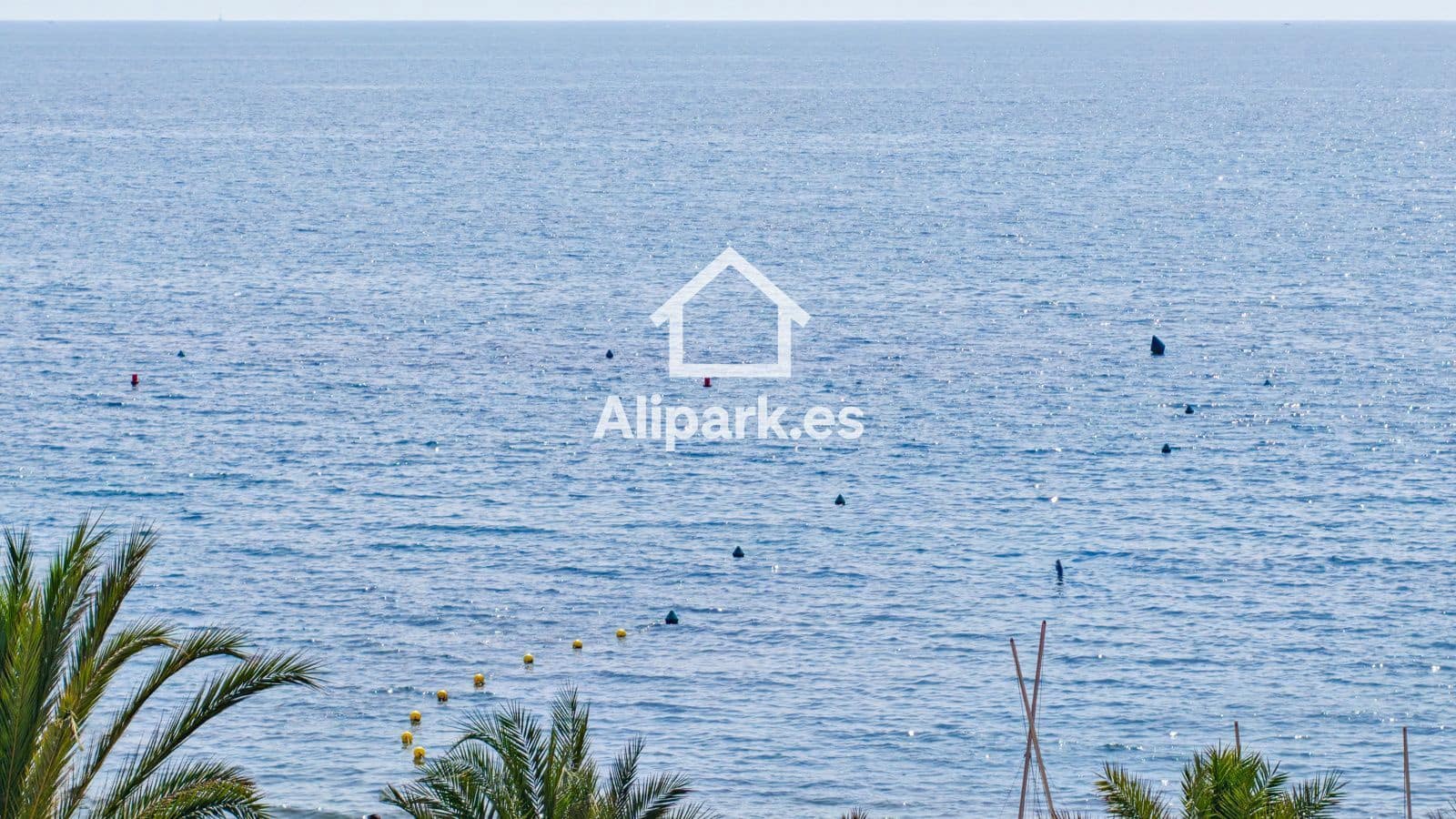 2 bedroom Flat for sale in El Campello with garage - € 270,000 (Ref: 9453360)
