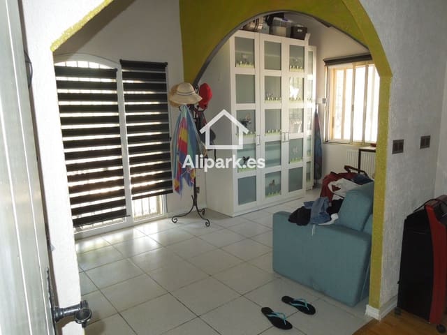 3 chambre Finca/Maison de Campagne à vendre à San Vicente / Sant Vicent del Raspeig avec piscine garage - 590 000 € (Ref: 9453362)